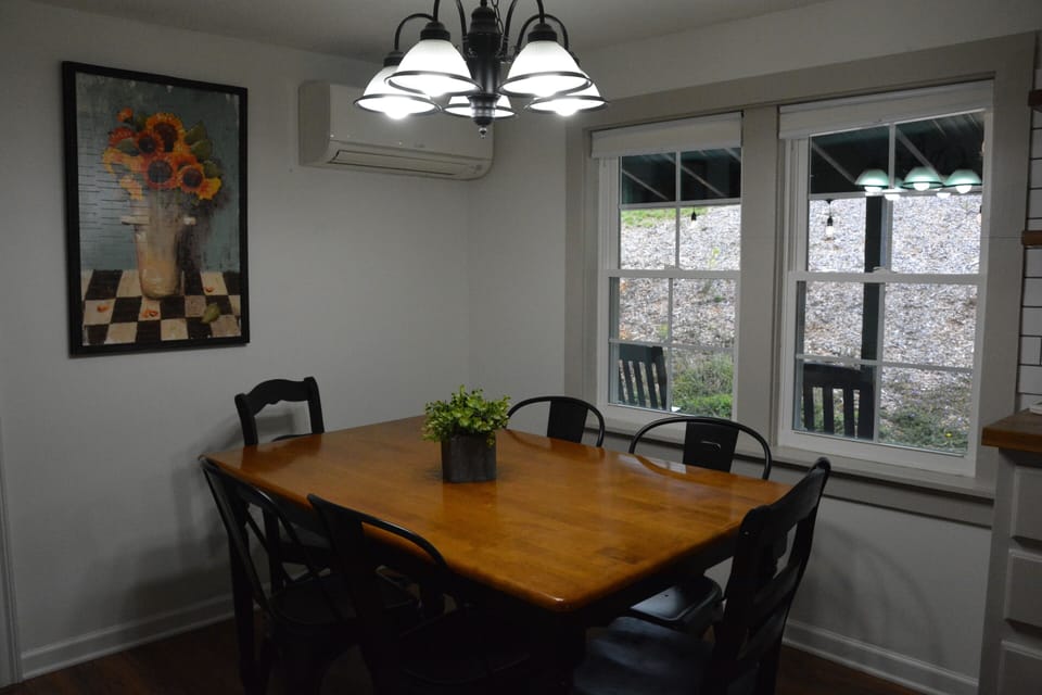 Kitchen/dining room 5