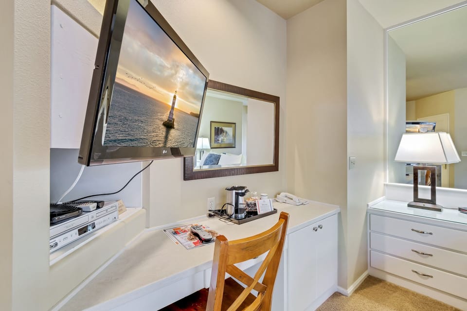 Bedroom with TV and Desk