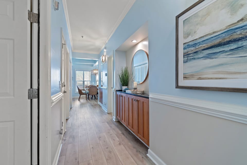 Walk down the open hallway: a gorgeous ocean view! 
