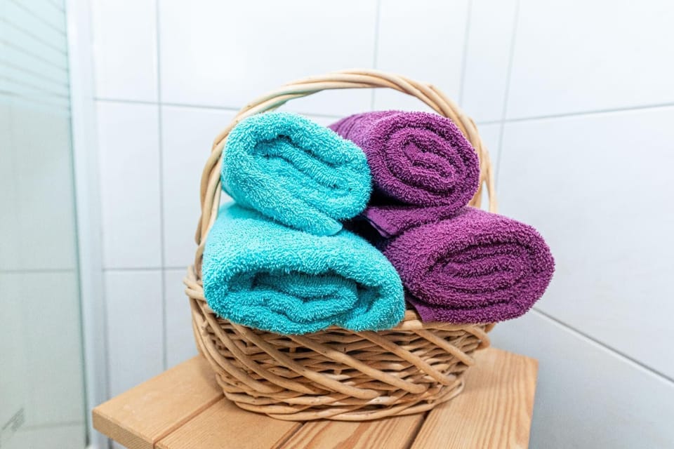 Bathroom amenities