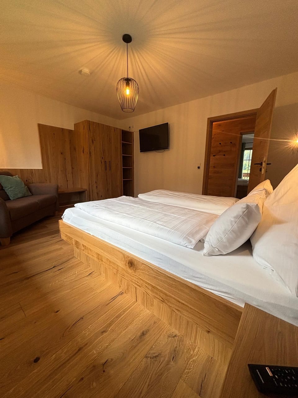 Großzügige im Bayerischen Landhausstil eingerichtete Ferienwohnung Apartment in Bavaria