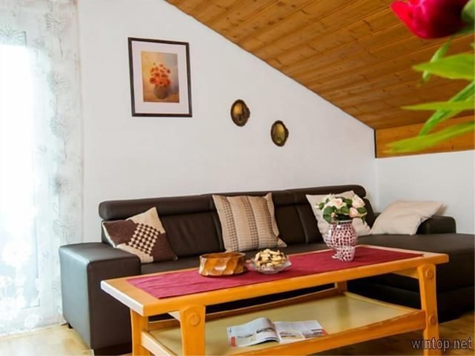 80qm-große Ferienwohnung mit 3 Schlafzimmern und Balkon Apartment in Bavaria