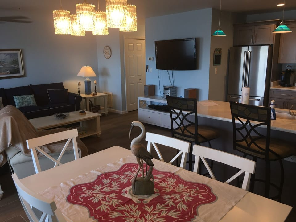 Dining Room / Living Room