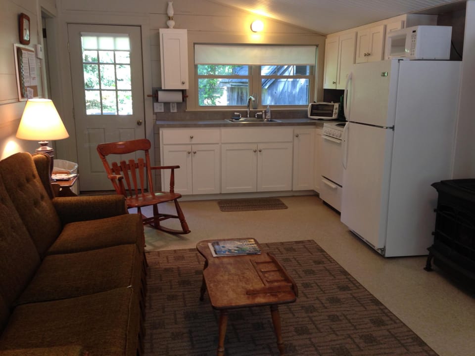 Viewing the living area and kitchen from the front door