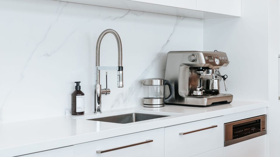 Coffee Machine - Bring some fresh coffee beans with you, some are supplied.