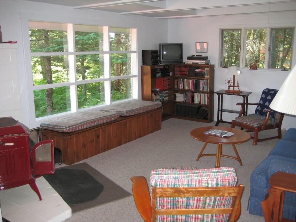 Living room looking out to the ocean