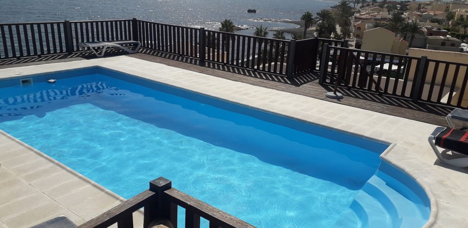 Rooftop pool