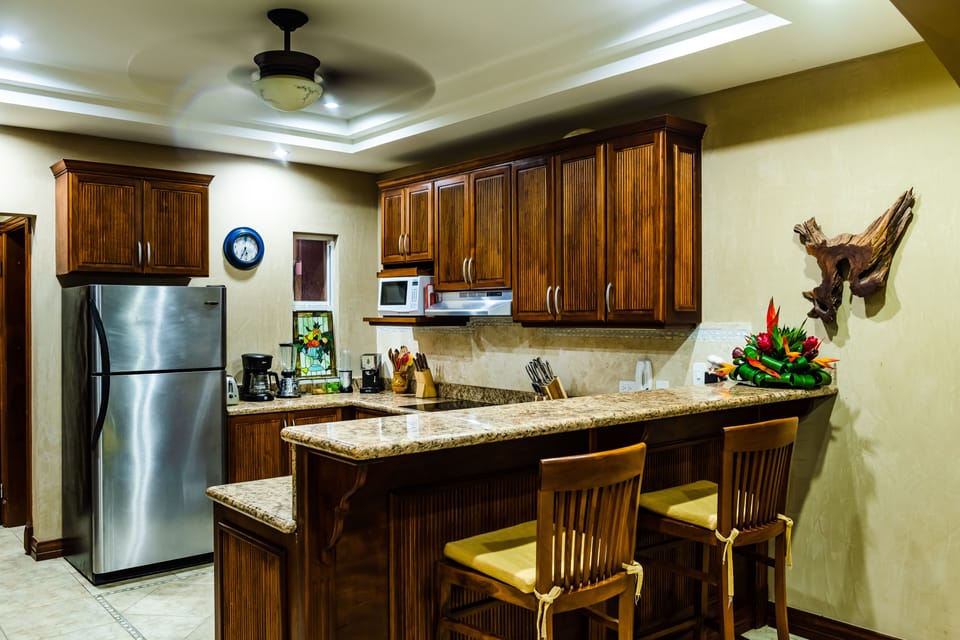 Kitchen - Full Kitchen.