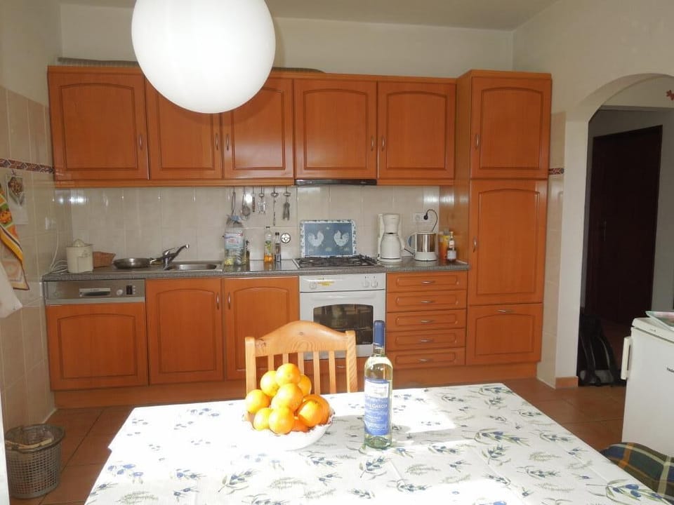 Very well equipped kitchen