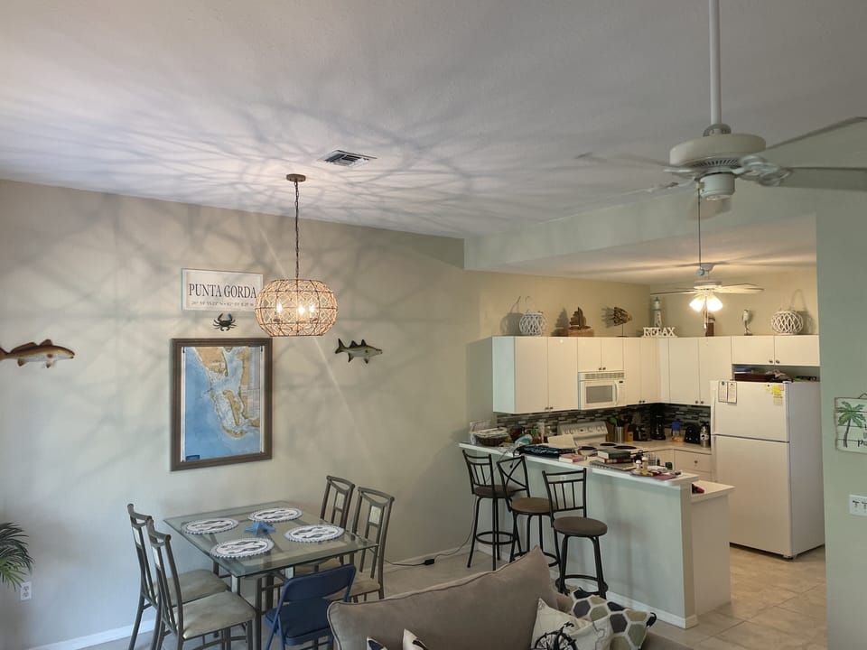Kitchen / Dinning 