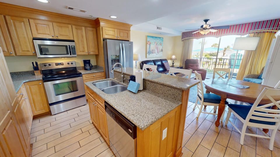 Full Kitchen