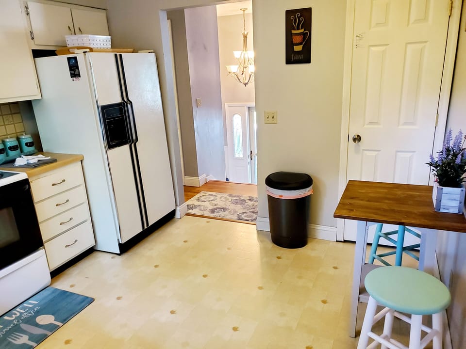 fully stocked kitchen