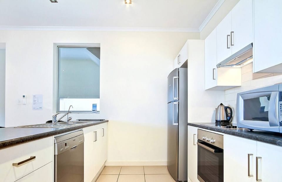 Fully Equipped Kitchen. Complete cooking facilities for self-catering flexibility.