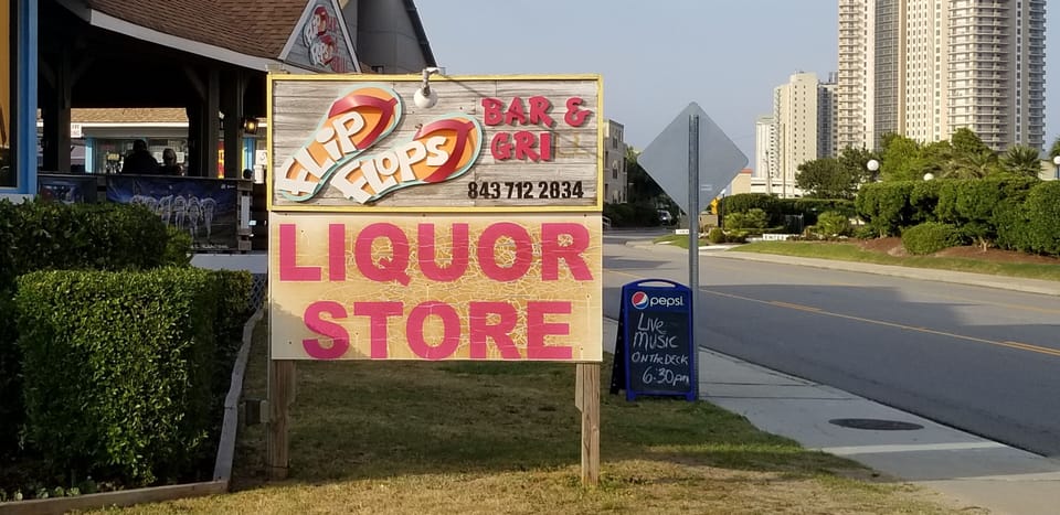 Flip Flops Bar and Grill in Straw Market