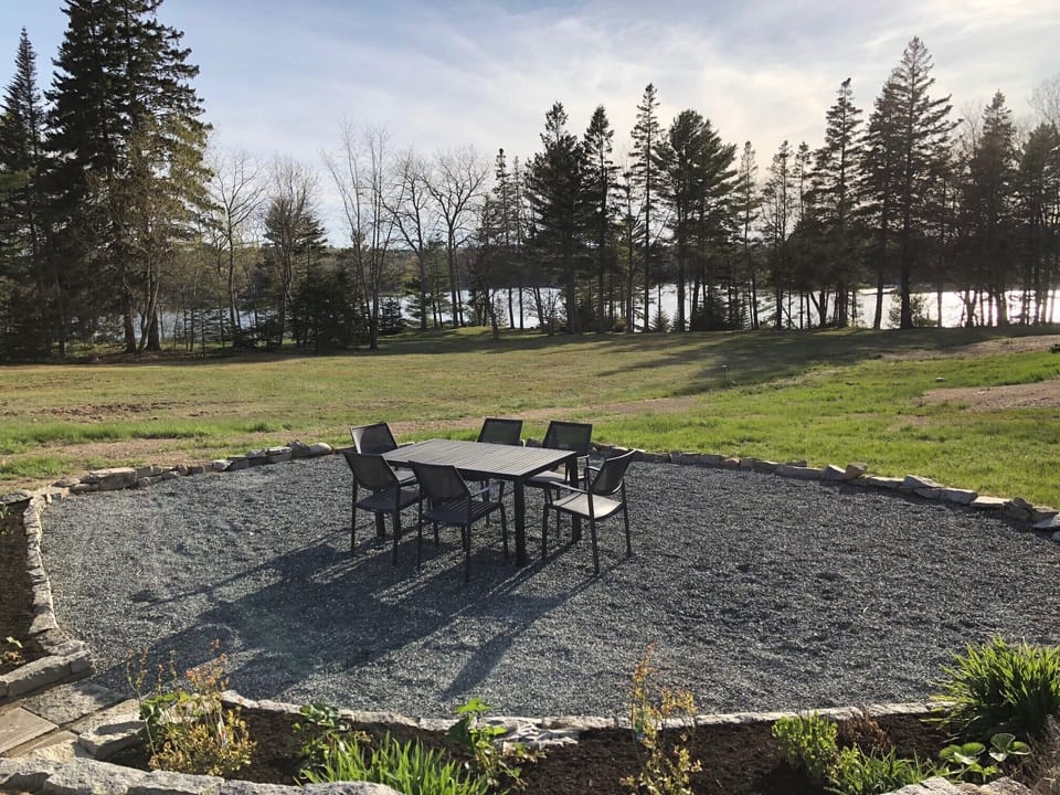 Outdoor Dining with an Ocean View; No ocean access but the breeze is perfection