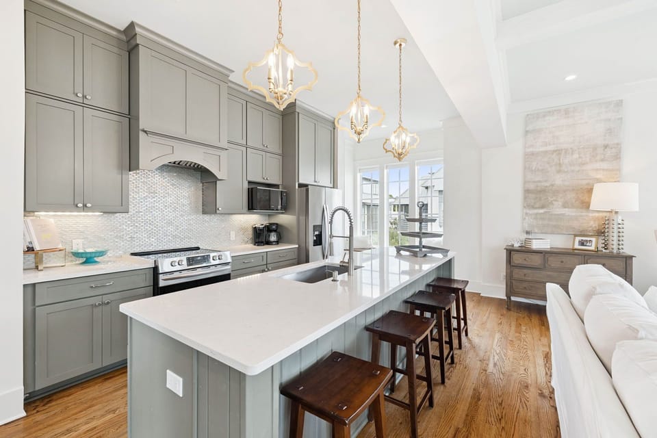 Well Appointed Chef's Kitchen!