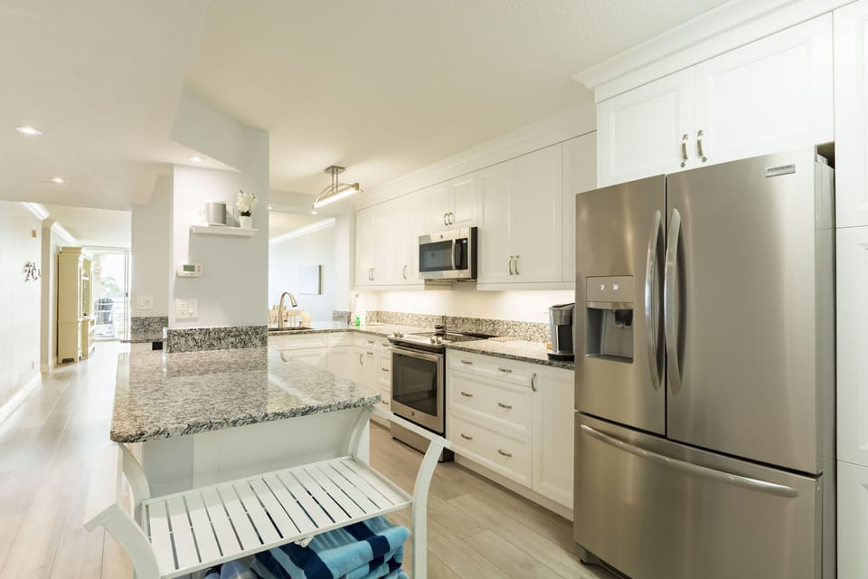 Fully Equipped Kitchen with Stainless Steel Appliances