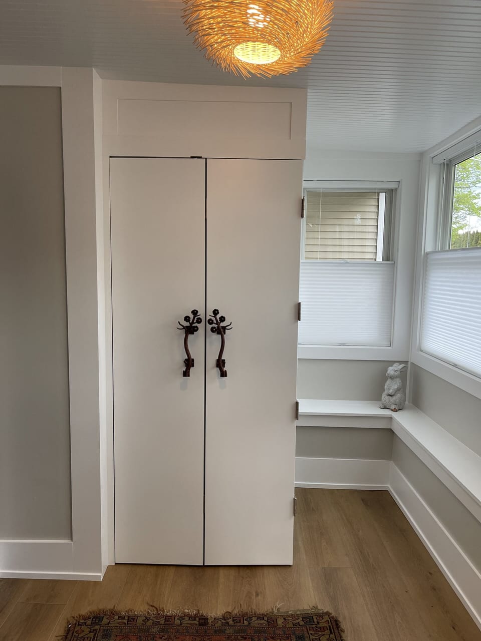 Entry room with Stack Washer Dryer