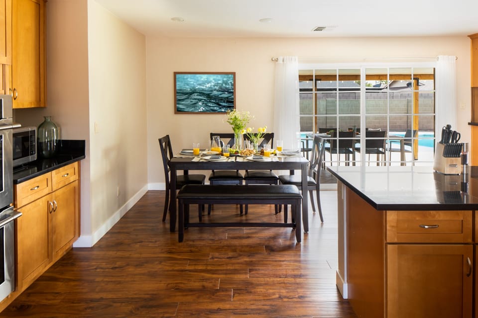 Dining table seats 6.