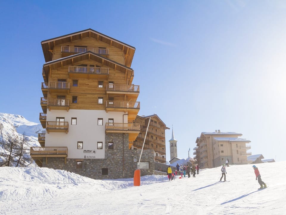 Holiday Home Exterior [winter]