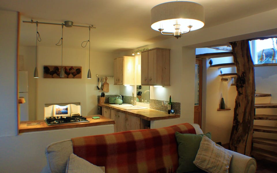 f97851fa-e1a1-4340-a366-b5308d9bd67d