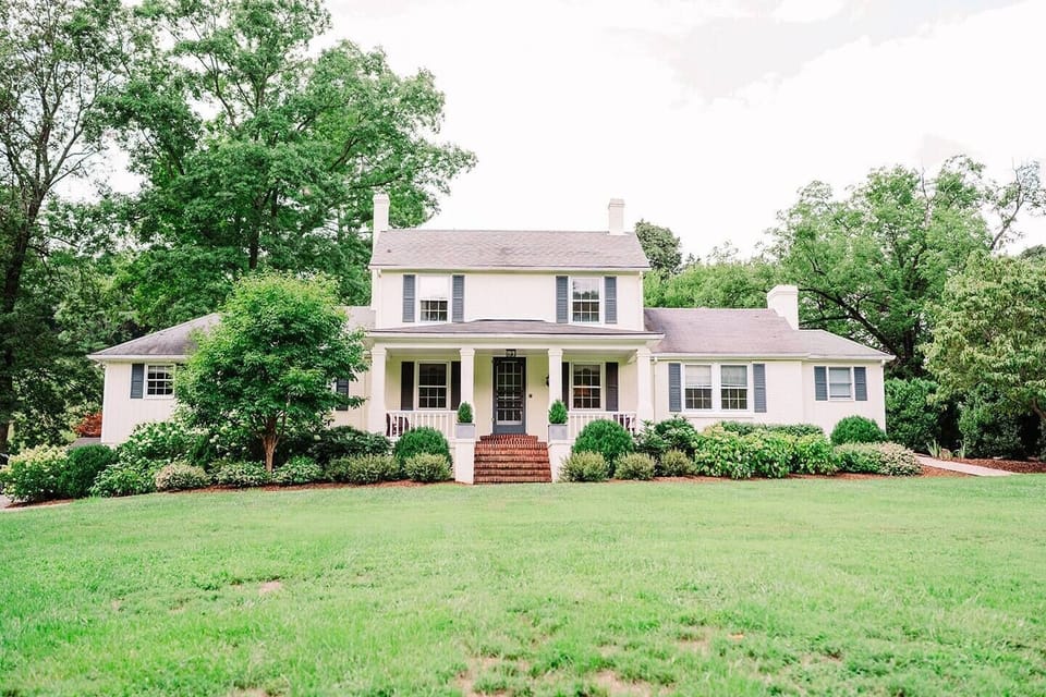 Main House (not included when booking the Cottage only)
