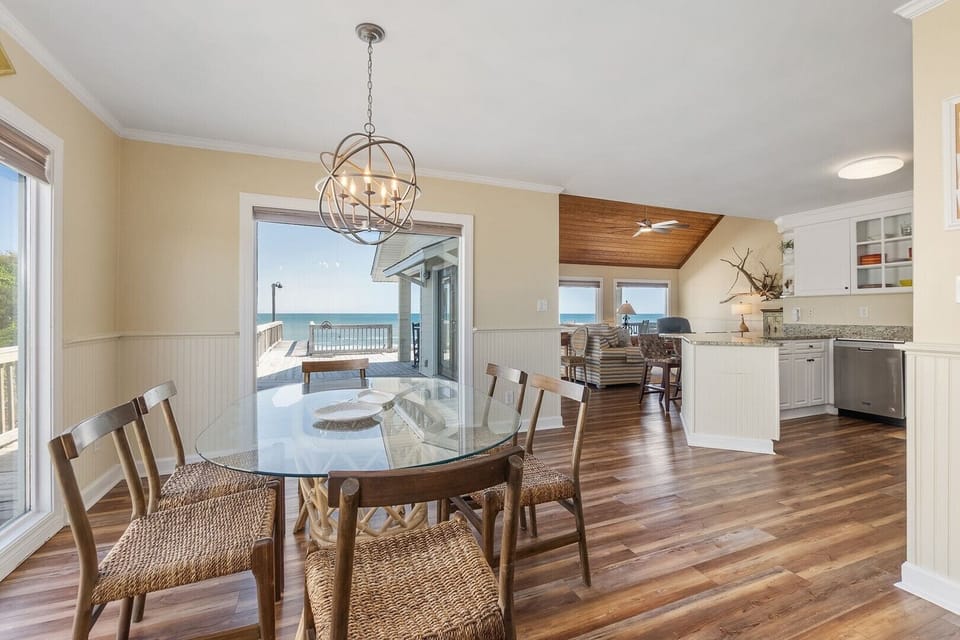 9-web-or-mls-chadwick-visuals-3905-ocean-drive-8