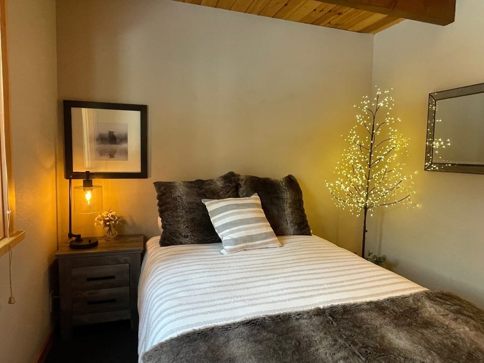 3rd bedroom with Full bed
