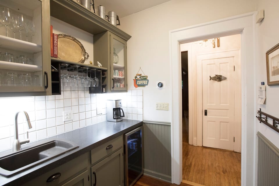 Kitchenette   Bar? Coffee?  Extra drink frig and sink