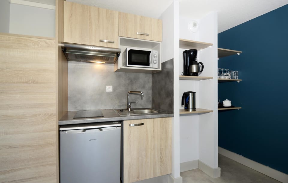 Make a tasty meal in your own kitchen!