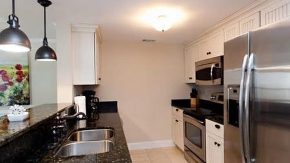 fully equipped kitchen