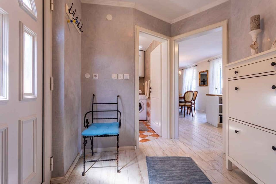 living/bedroom