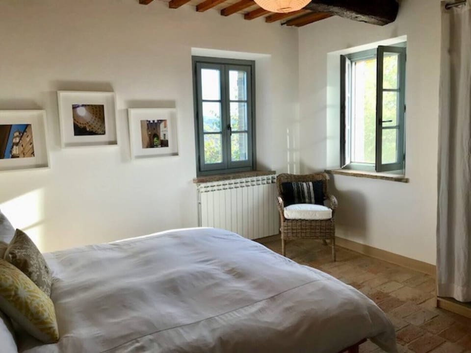 Master bedroom 2