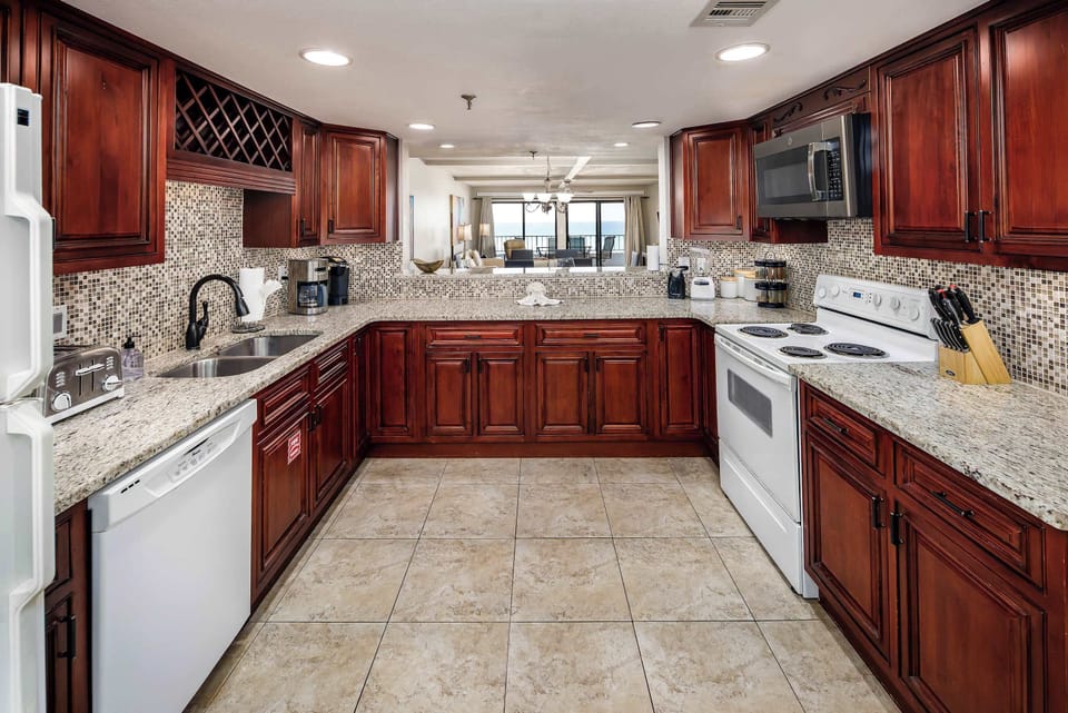Fully stocked kitchen