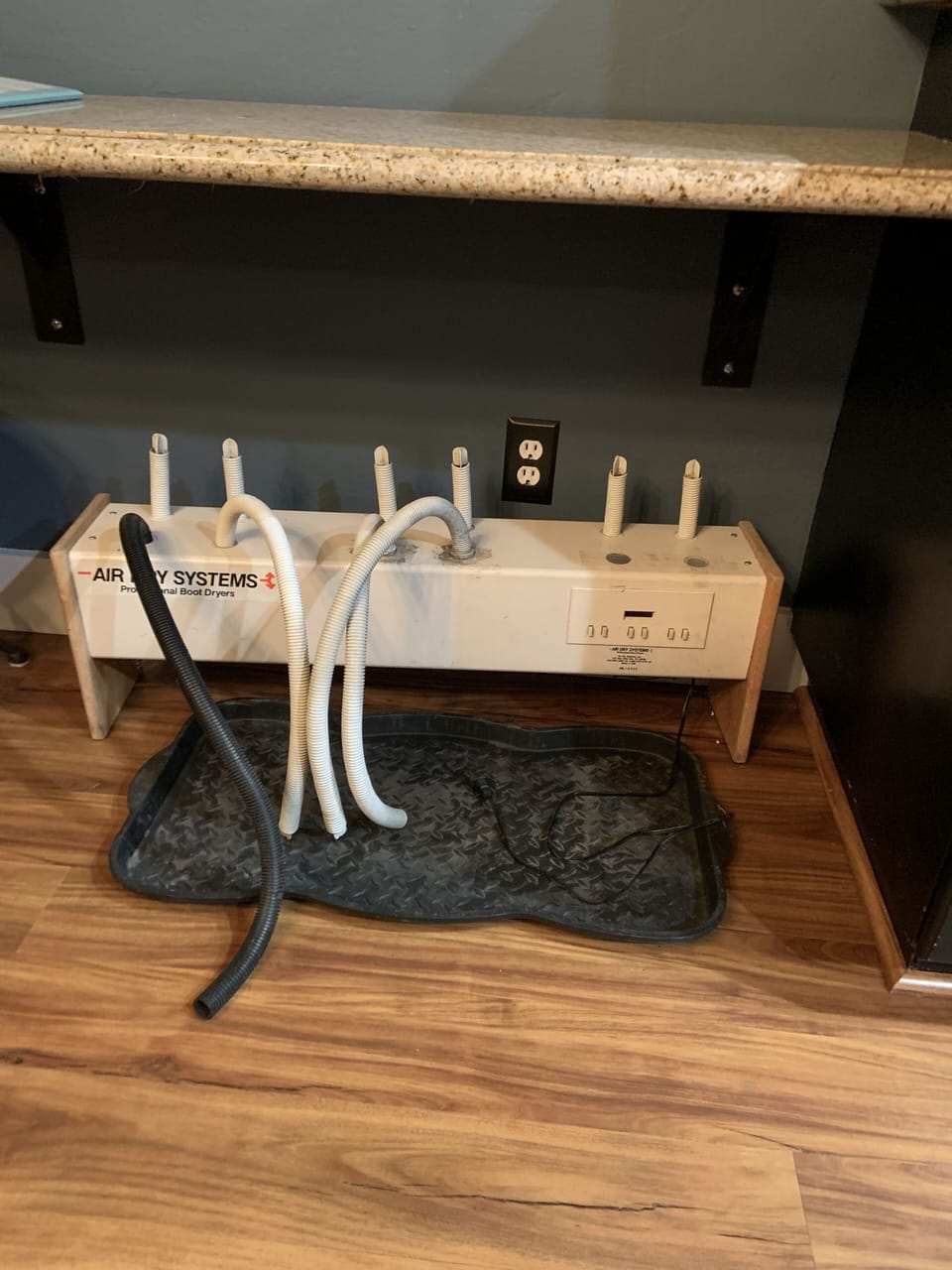 Boot/mitten dryer for winter.