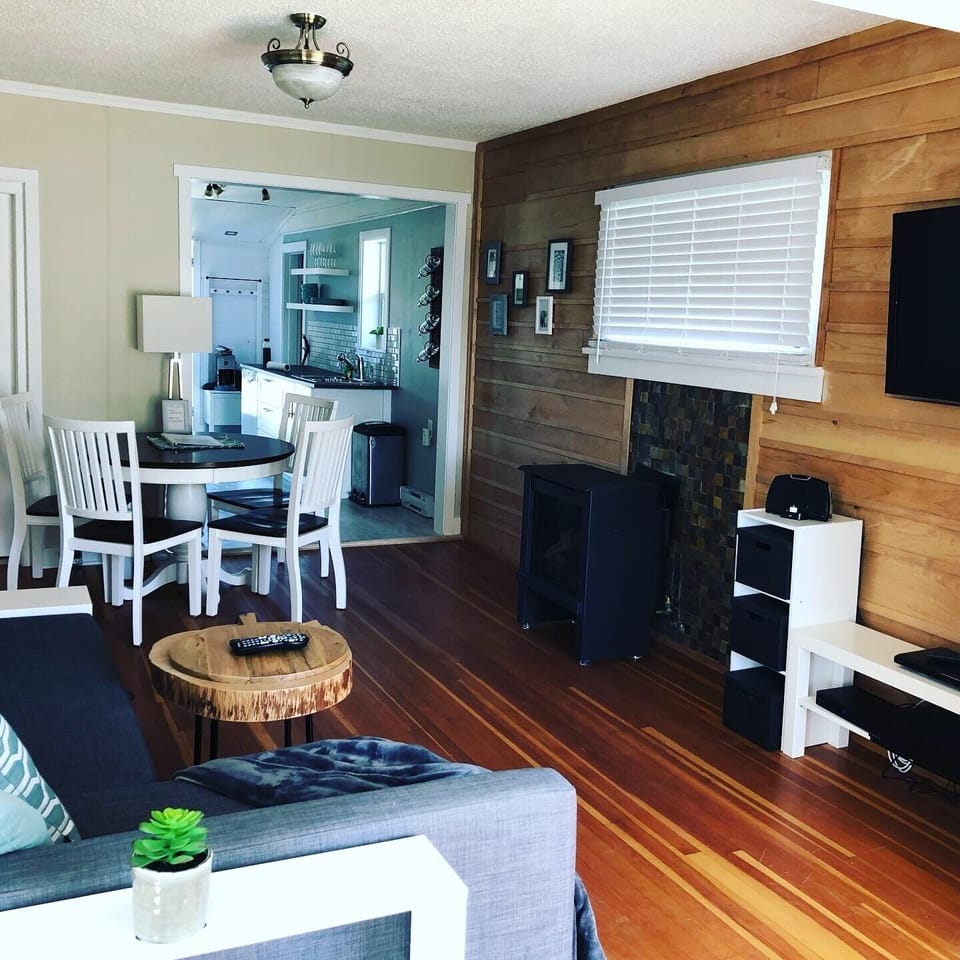 Living room/Dining room