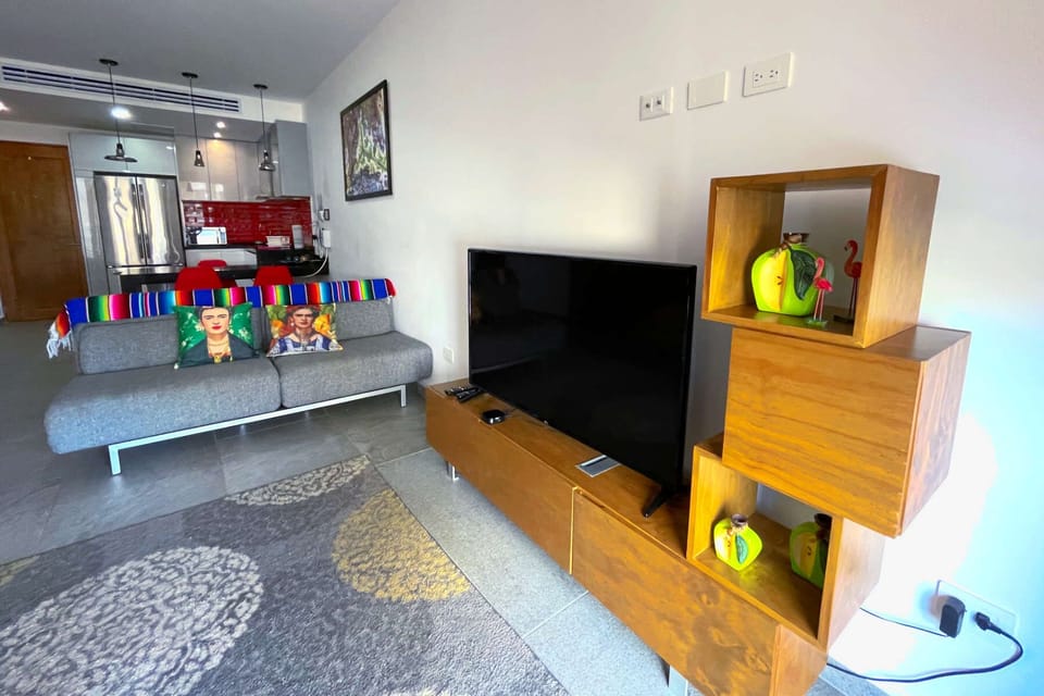 Sofa Bed - Smart TV with Netflix - Studio View