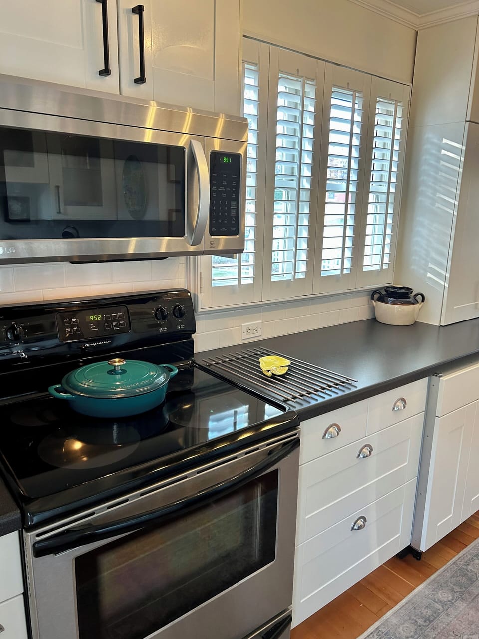 Kitchen range