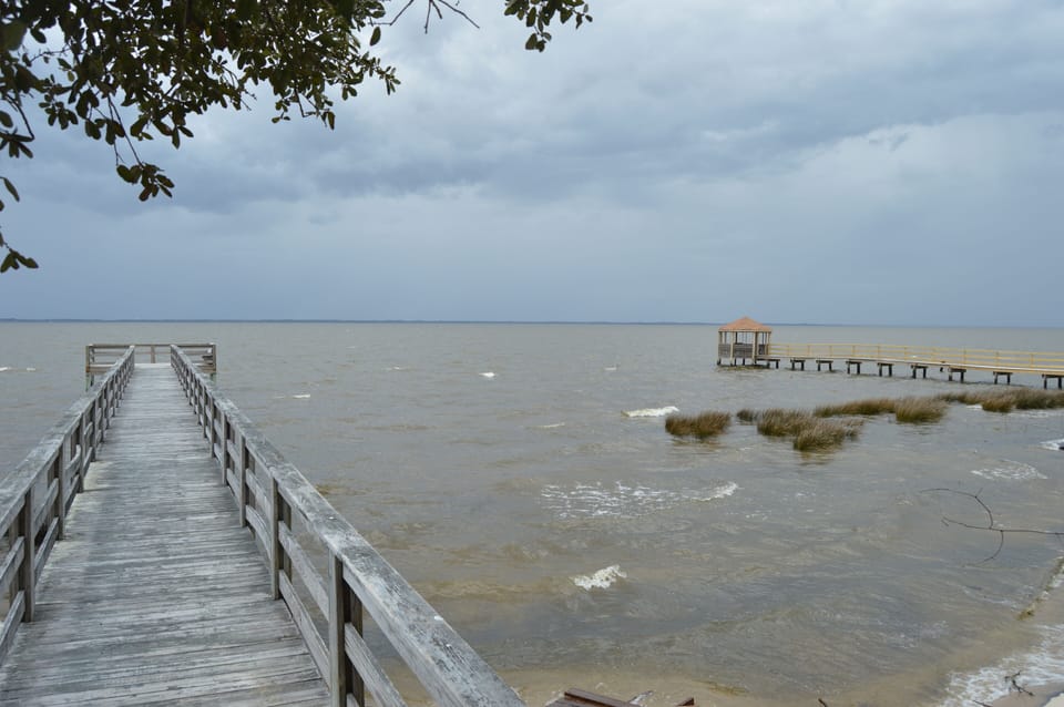 Community soundfront pier