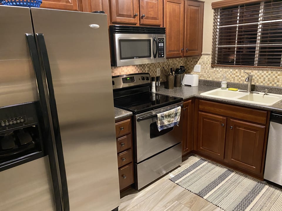Fully equipped kitchen