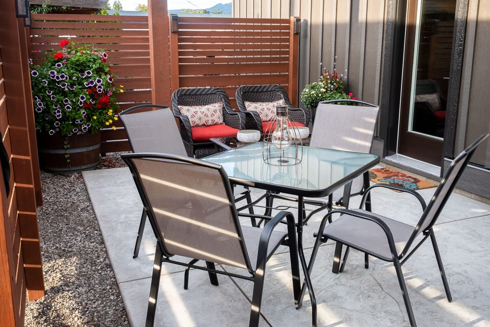 Trail House Patio 