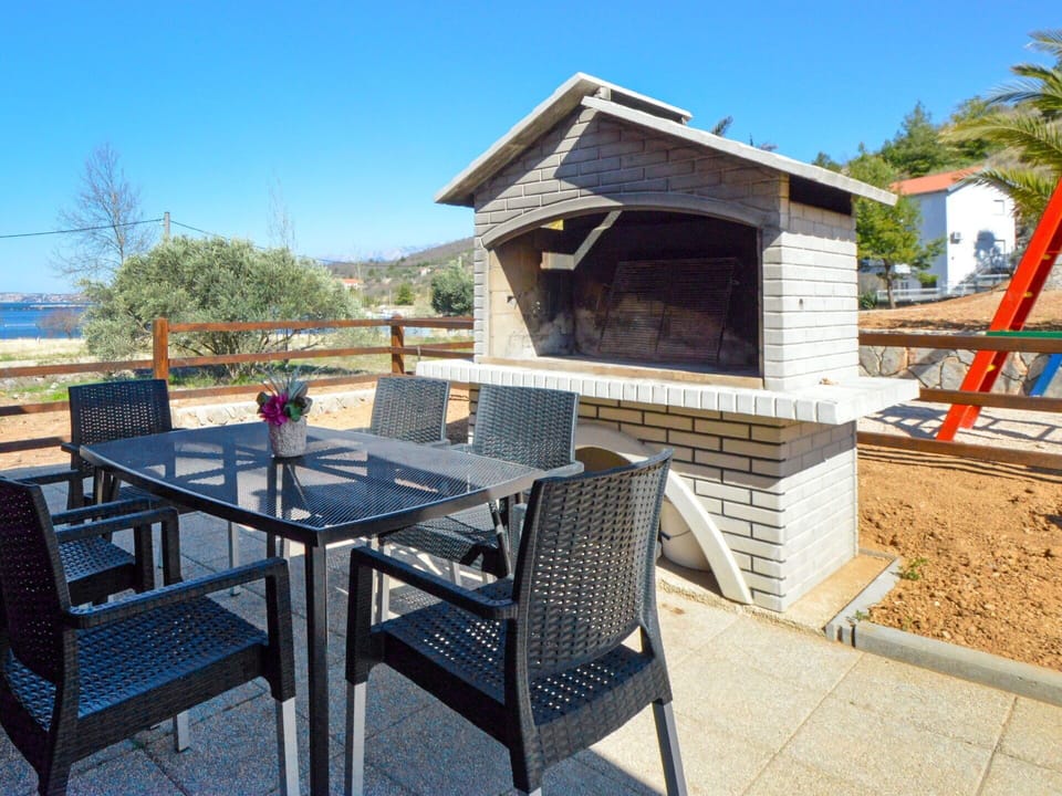 Property, Furniture, Home, Patio, Backyard, Room, House, Real Estate, Building, Table