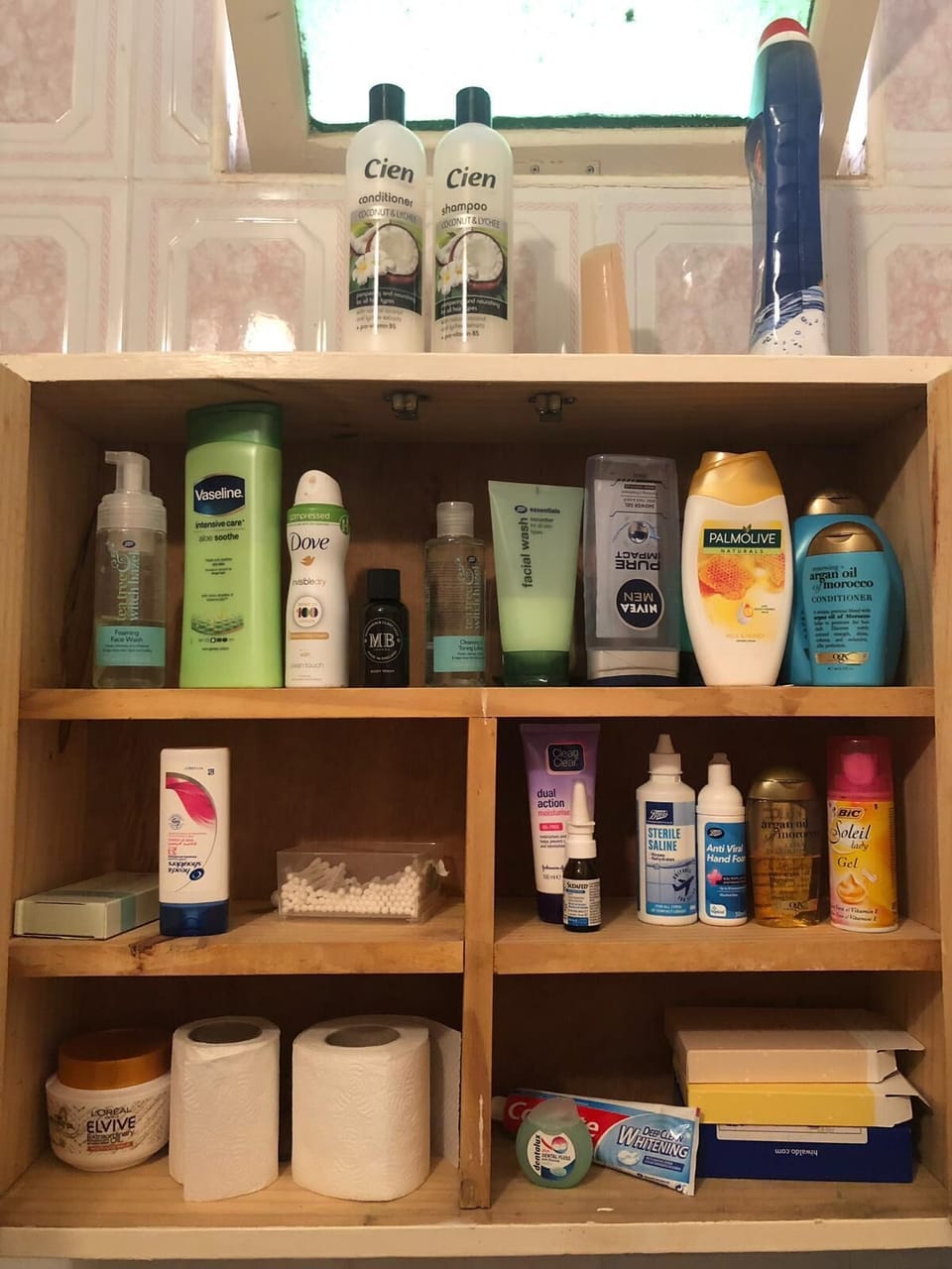 Bathroom amenities