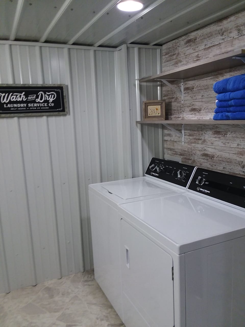 guests provide own laundry detergent