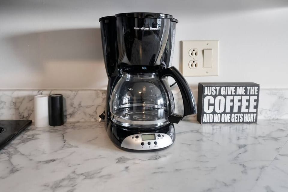Yes, we provide coffee :)