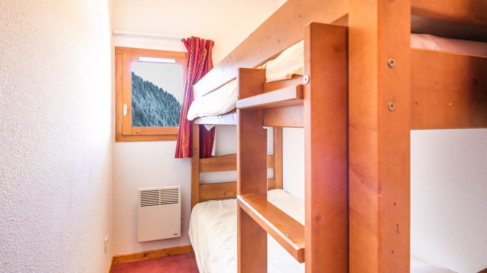 Lots of room for the kids in the bunk bed!