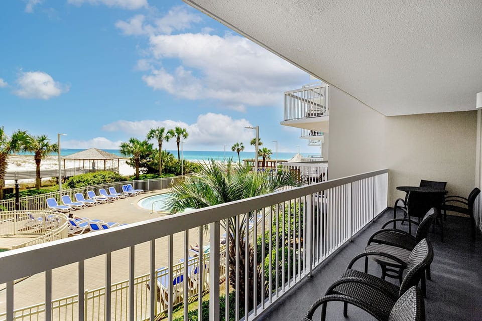 24-Pelican-Beach-Resort-214-Balcony