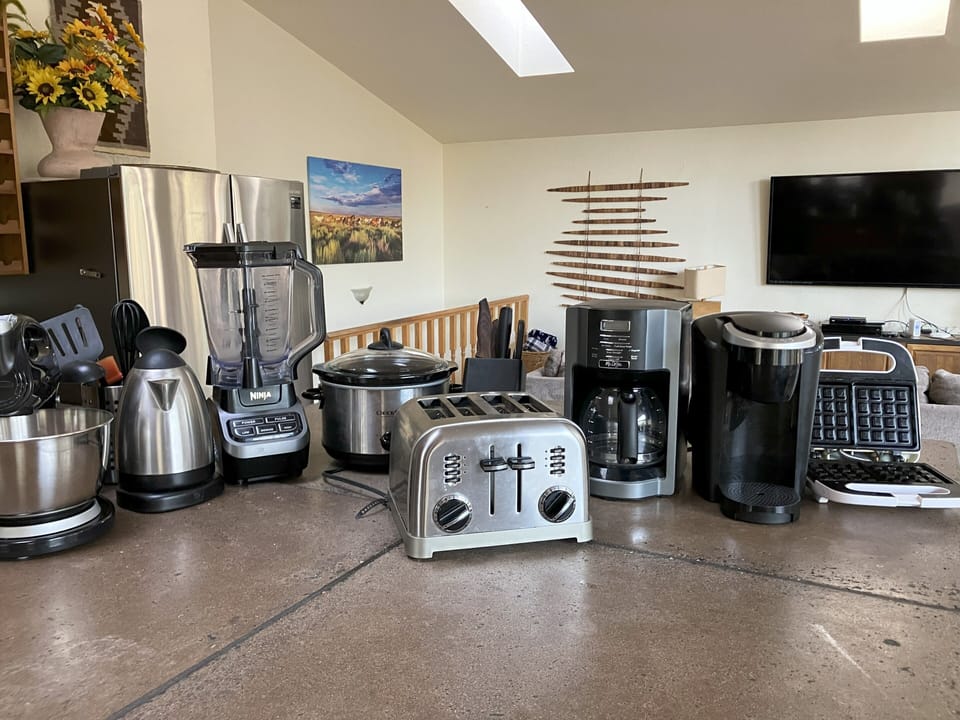 full kitchen and appliances 