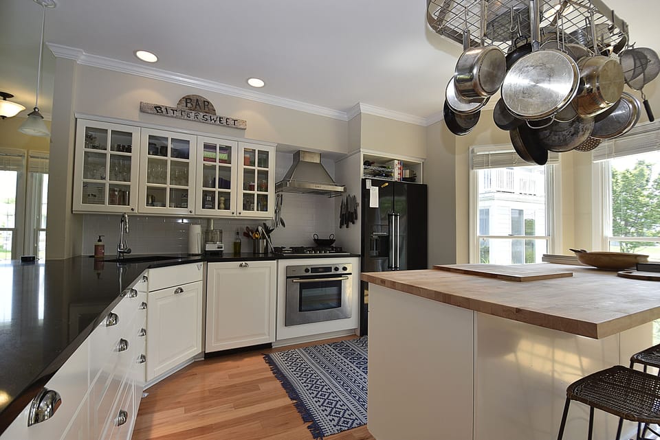 COOKS KITCHEN