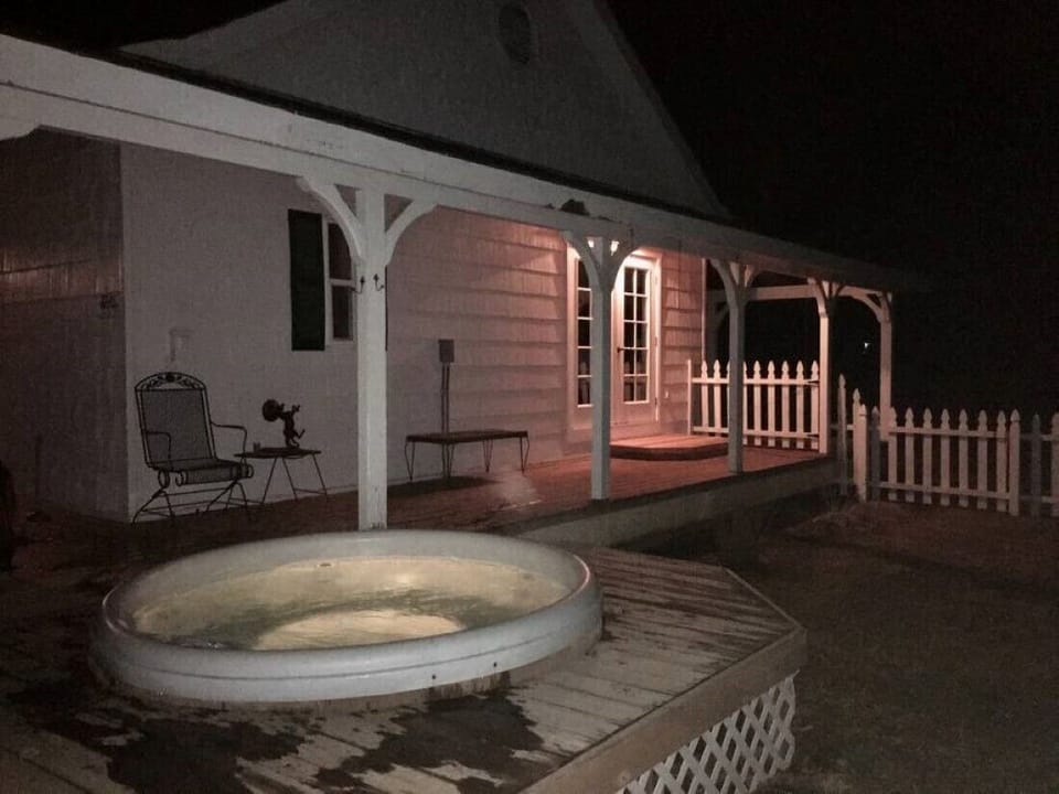 Hottub off master bedroom